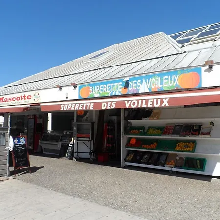 公寓式酒店 Avec Piscine Face Au Port 200m 3*