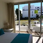 Avec Piscine Face Au Port 200m Apartmanhotel La Rochelle