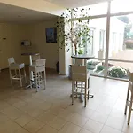 Avec Piscine Face Au Port 200m Aparthotel La Rochelle (Charente-Maritime)