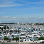 Avec Piscine Face Au Port 200m La Rochelle (Charente-Maritime)