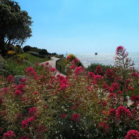 Aparthotel Résidence New Rochelle 3*