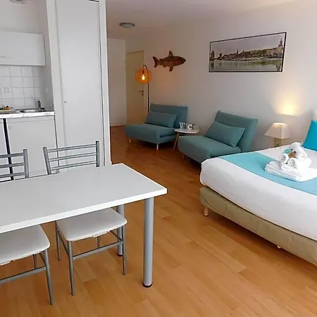 Avec Piscine Face Au Port 200m La Rochelle (Charente-Maritime)
