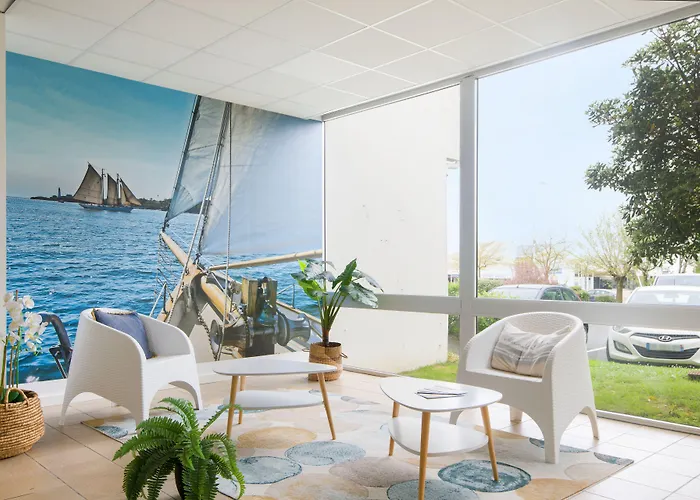 Apart Otel Residence Avec Piscine Face Au Port 200M Plage La Rochelle (Charente-Maritime)